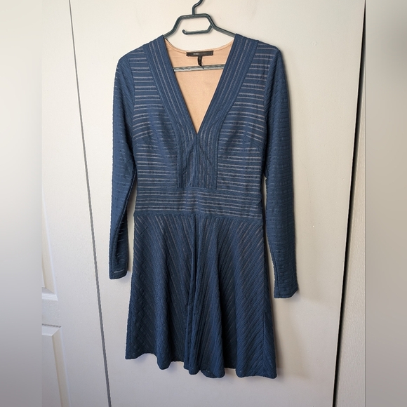 BCBG MAXAZRIA Navy Blue Fit Flare Dress Size Small Stripes Long Sleeves - Picture 2 of 11